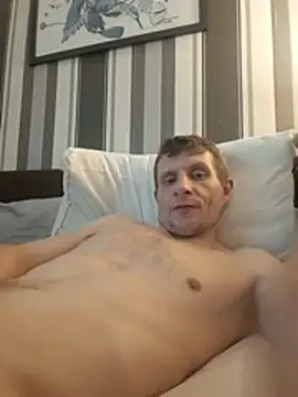 bigdmasked (Ask my age) - Chat chil cum!!
