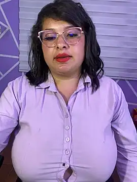 Live sex cam of MiiaaJoness
