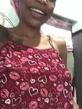 kayy001 live cam on StripChat