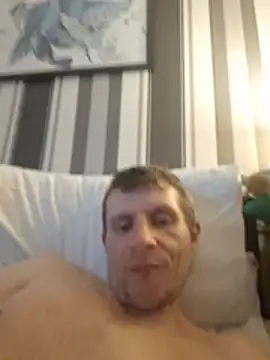 BigDmasked live cam on StripChat