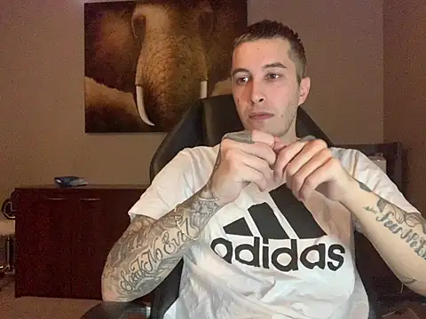 JuicyJoshy webcam