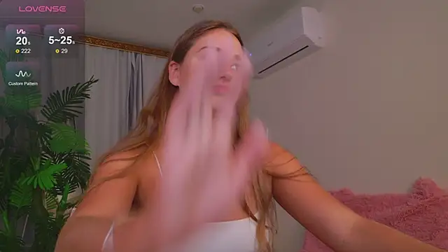 LovelyJessie webcam