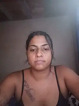 Giselabrunette25 webcam