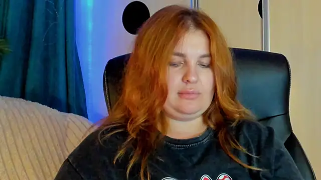 CoraSwon webcam