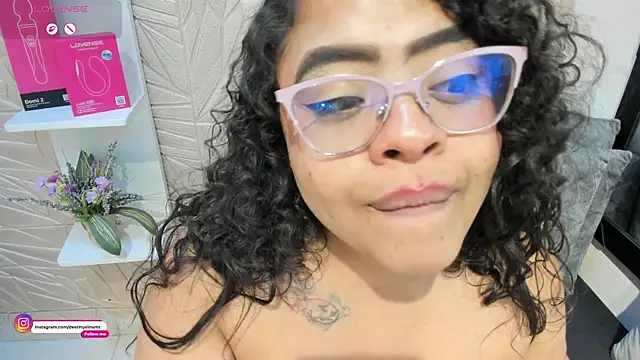 DestinySins webcam