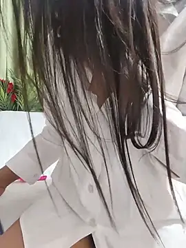 Shalu_G webcam