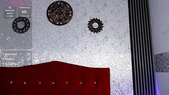 MiaVelasquez01 webcam