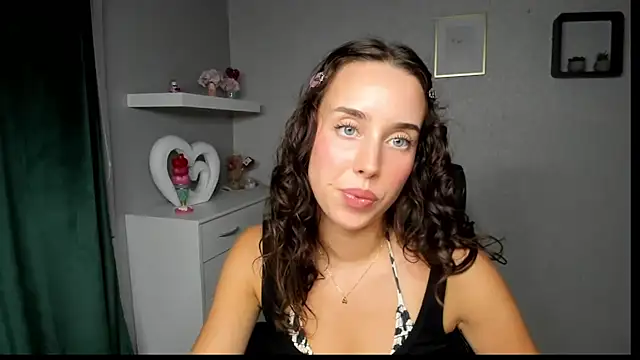 AdeleSolo webcam
