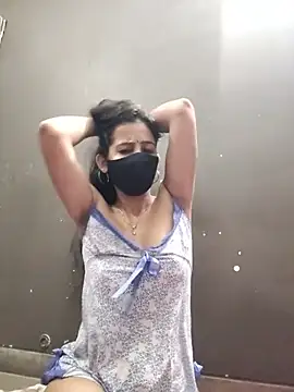 Kanika_76 webcam