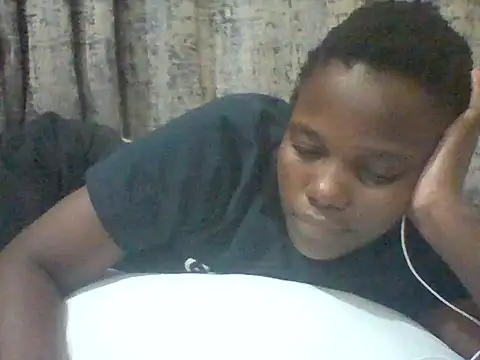tina_2030 webcam