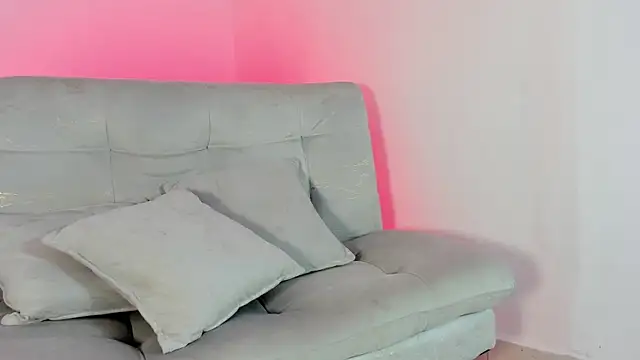 LeoCarter_ webcam