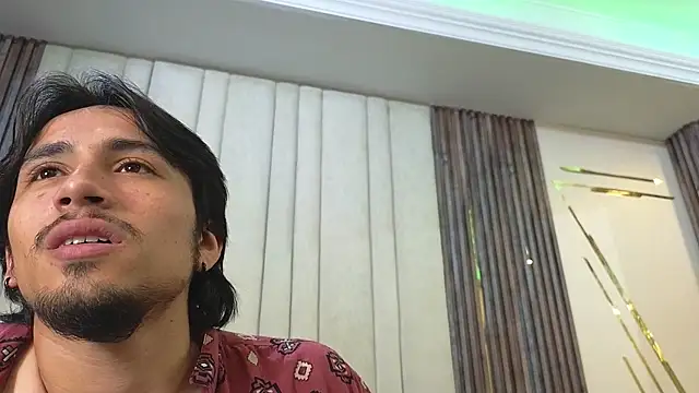 LatinShortt webcam