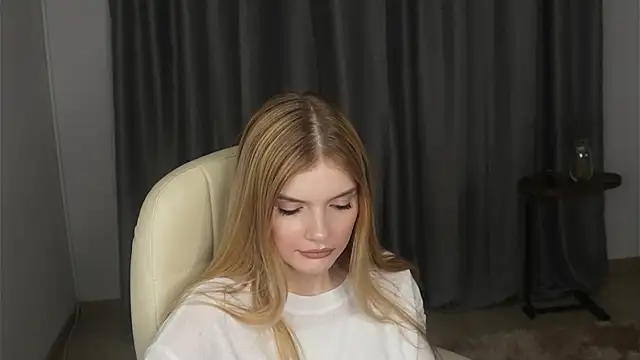 DanaeSpace webcam