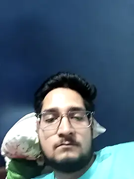 hottboyy4u live cam on StripChat