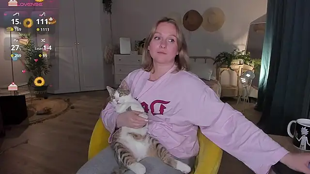 Lazy_Lady webcam