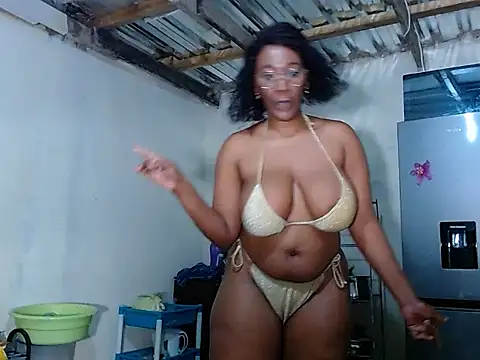 xSexyLolahx webcam