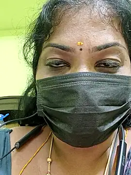 Tamil_Mithra webcam