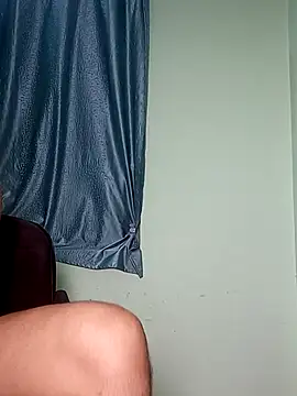 shrutee12 webcam