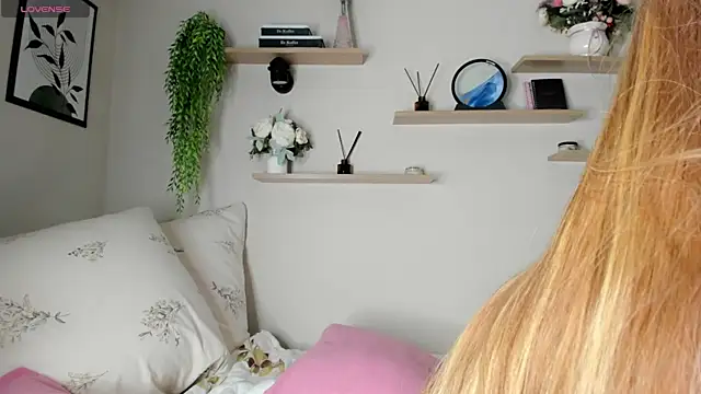 Red_FoxGirl webcam