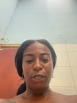 kattybombxx live cam on StripChat