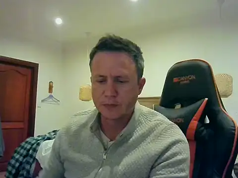 TroyDieselXXX webcam