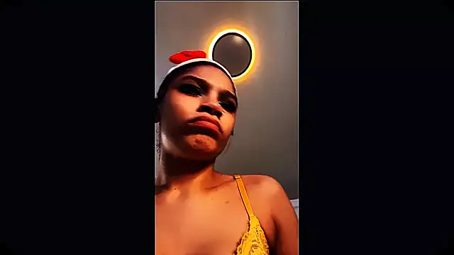 mamiimercedezz webcam