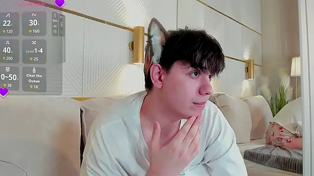 FetishFox webcam