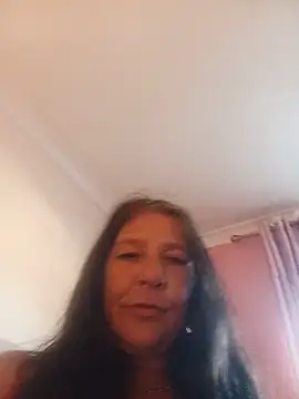 Leanne43