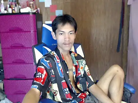 riks_tyler (M twink) - reach my goals to get me naked and cum
