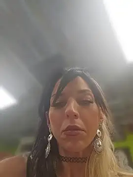 lil_jiggly live cam on StripChat