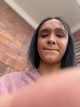 Isabella-Teen webcam