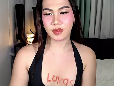 sensual_elise live cam on StripChat