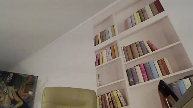 squirtymilf webcam
