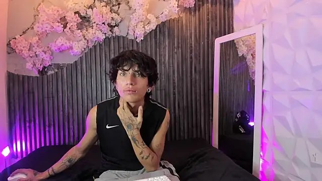 Noxvex_Bms live cam on StripChat