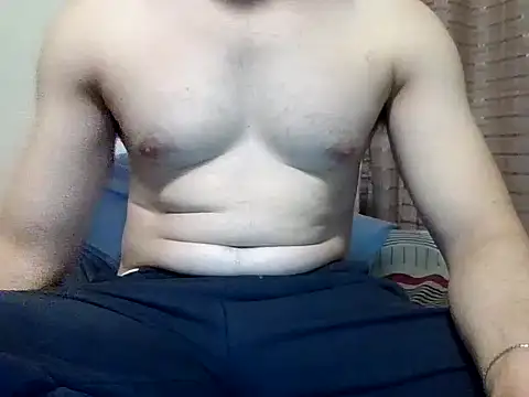heteronaencolha1 live cam on StripChat