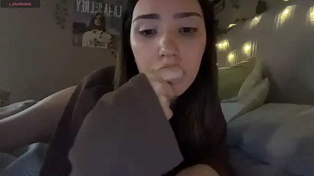 Anisawithlove webcam