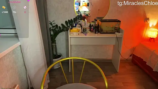 ChloeMillerMeow webcam