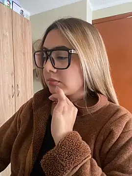 Miabonnett_ webcam