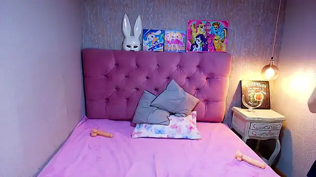 charlottemoonxz webcam
