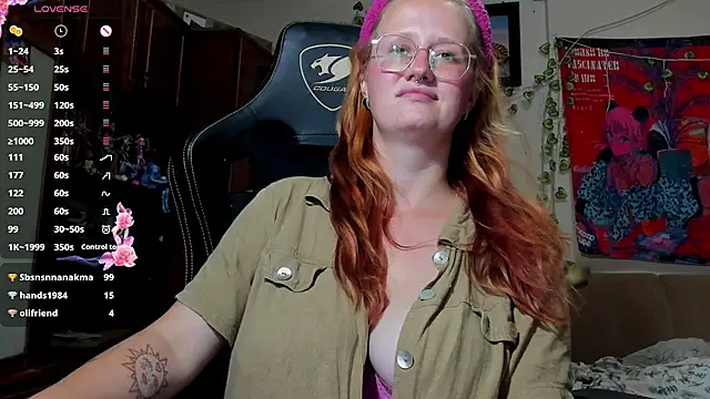 KrisTyBooBsin webcam