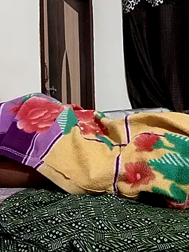 Chocolate_stud10 webcam