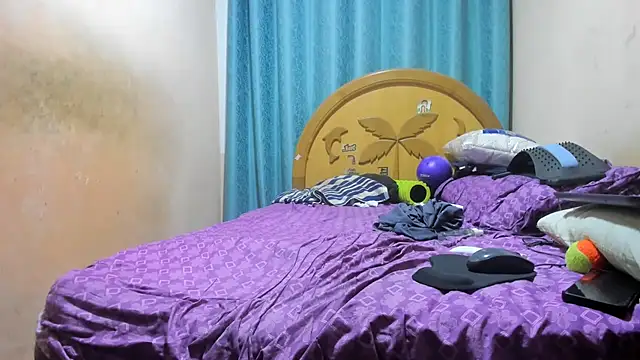 nakedlima webcam