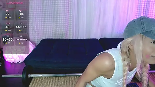 SarahRaynex webcam