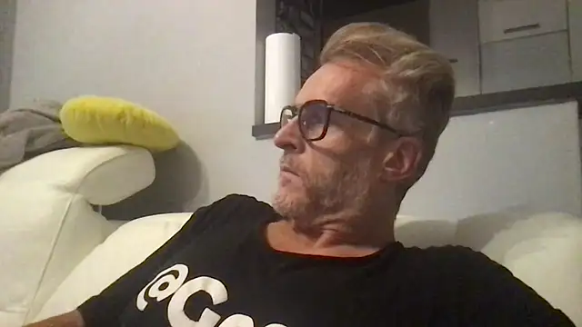 Axl_hot webcam