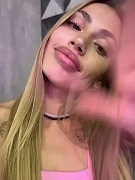 Elizabeth_Tay