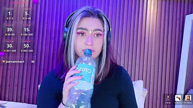 GabyRose9 webcam