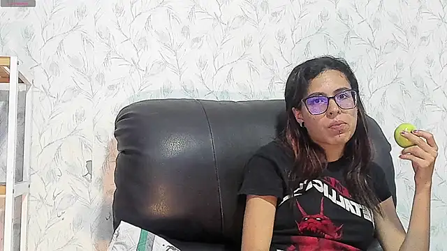 Emily_Lopera webcam