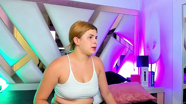 AliceCruzz webcam