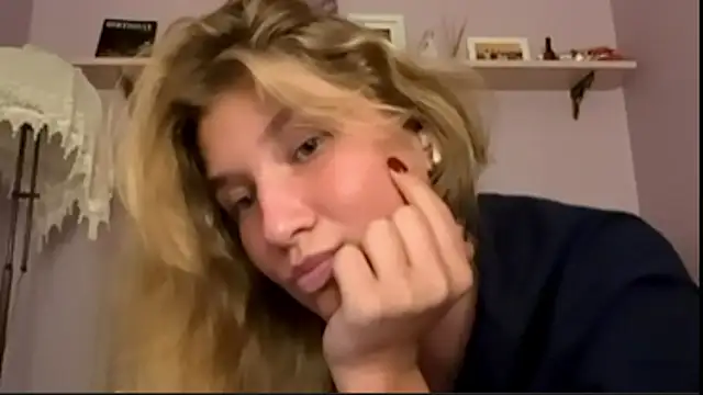 MyraCadoff webcam