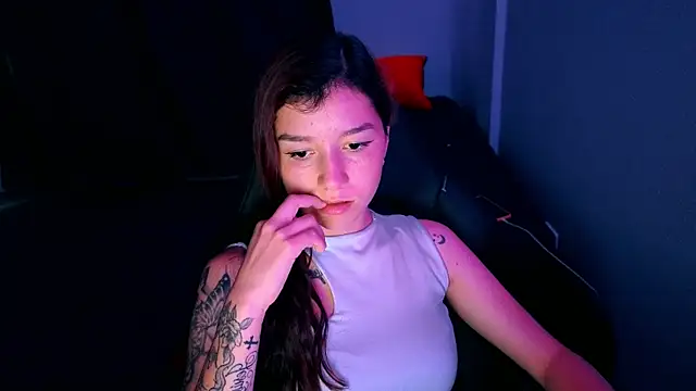 Skinny_queen_20 webcam